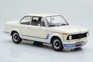 BMW 2002 Turbo Blanco Kyosho 1:18 08544W Metal - imagen 6 de 8