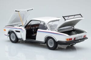 BMW 3.0 CSL E9 Blanco Dealer Edition Minichamps 1:18 80435A5D020 Metal - imagen 4 de 7