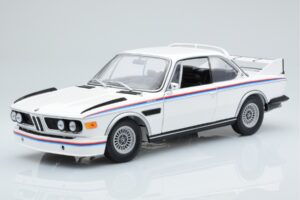 BMW 3.0 CSL E9 Blanco Dealer Edition Minichamps 1:18