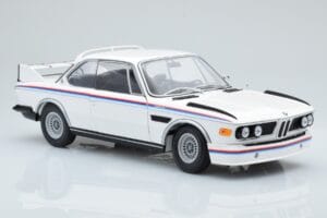 BMW 3.0 CSL E9 Blanco Dealer Edition Minichamps 1:18 80435A5D020 Metal - imagen 5 de 7