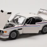 BMW 3.0 CSL E9 Blanco Heritage Edition Minichamps 1:18 - image 2 of 8