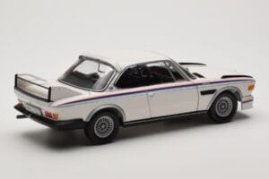 BMW 3.0 CSL E9 Blanco Heritage Edition Minichamps 1:18 80432411550 Metal - imagen 3 de 8