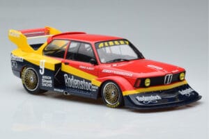 BMW 320 Group 5 #9 F. Albert DRM Norisring 1979 MCG 1:18 MCG18808R Metal - imagen 4 de 6