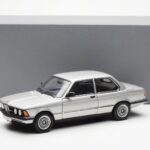 BMW 323i E21 Aspen Plata AUTOart 1:18 - image 8 of 8