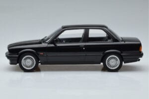 BMW 325i E30 Negro Norev 1:18 183203 Metal - imagen 3 de 6