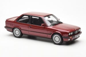 BMW 325i E30 Bordeaux Metallic Otto 1:18 OT102 Resina - imagen 4 de 6