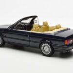 BMW 325i E30 Descapotable Azul Otto 1:18 - image 5 of 6