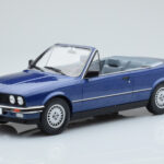 BMW 325i E30 Descapotable Azul MCG 1:18
