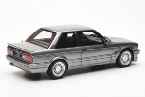 BMW 325i E30 Gris Metallic Otto 1:18 OT571 Resina - imagen 2 de 6