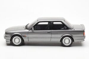 BMW 325i E30 Gris Metallic Otto 1:18 OT571 Resina - imagen 3 de 6
