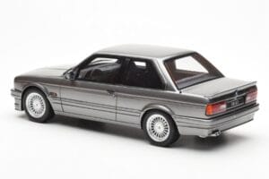 BMW 325i E30 Gris Metallic Otto 1:18 OT571 Resina - imagen 5 de 6