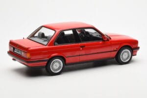 BMW 325i E30 Rojo Norev 1:18 183202 Metal - imagen 2 de 6