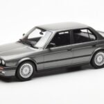 BMW 325i E30 Berlina Dolphin Gris Otto 1:18