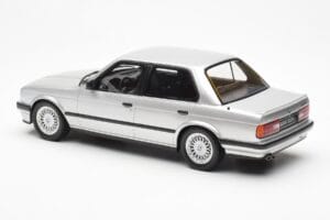 BMW 325i E30 Plata Otto 1:18 OT912 Resina - imagen 5 de 6