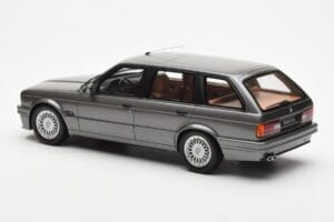 BMW 325i E30 Touring Gris Otto 1:18 OT929 Resina - imagen 5 de 6