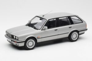 BMW 325i E30 Touring Plata Norev 1:18 183216