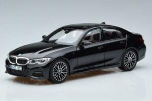 BMW 330i G20 Negro Metálico Norev 1:18 183277 Metal