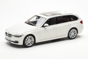 BMW 335i F31 Touring Alpine Blanco Paragon 1:18