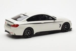 BMW 435i F32 M Performance Package Blanco GT Spirit 1:18 GT710 Resina - imagen 2 de 6