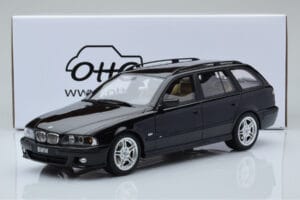 BMW 540 E39 Touring M Package Negro Otto 1:18 OT1013 Resina - imagen 6 de 6
