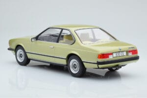 BMW 628 CSi E24 Verde Claro MCG 1:18 MCG18163 Metal - imagen 4 de 5