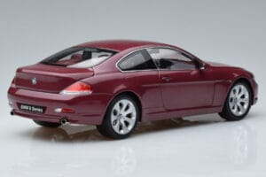 BMW 645Ci E63 Rojo Oscuro Kyosho 1:18 08701CR Metal - imagen 3 de 7