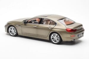 BMW 650i F06 Gran Coupe Frozen Bronce Metallic Paragon 1:18 80432218742 Metal - imagen 7 de 8
