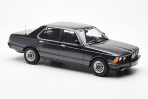 BMW 733i E23 Negro Metallic KK-Scale 1:18 KKDC180101 Metal - imagen 4 de 6