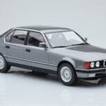 BMW 7 Series E32 740i Plata MCG 1:18 MCG18161 Metal - image 3 of 5