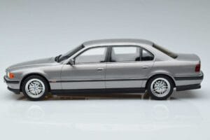 BMW 7 Series E38 750iL Otto 1:18 OT952 Resina - imagen 3 de 6