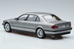 BMW 7 Series E38 750iL Otto 1:18 OT952 Resina - imagen 5 de 6