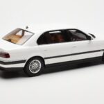 BMW 750iL E38 Asia Exclusive Blanco Otto 1:18 OT836 - image 2 of 6
