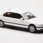 BMW 750iL E38 Asia Exclusive Blanco Otto 1:18 OT836 - image 4 of 6