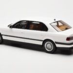 BMW 750iL E38 Asia Exclusive Blanco Otto 1:18 OT836 - image 5 of 6