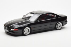 BMW 850 CSi E31 Negro Otto 1:18 OT827