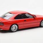 BMW 850 CSi E31 Rojo Otto 1:18 - image 2 of 6