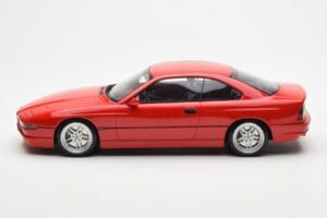 BMW 850 CSi E31 Rojo Otto 1:18 OT158 Resina - imagen 3 de 6