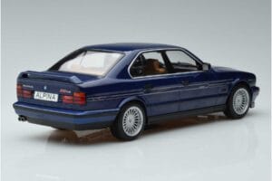 BMW Alpina B10 4.6 E34 Azul MCG 1:18 MCG18230 Metal - imagen 2 de 6