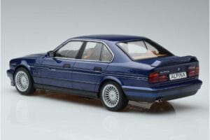 BMW Alpina B10 4.6 E34 Azul MCG 1:18 MCG18230 Metal - imagen 5 de 6