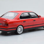 BMW Alpina B10 E34 Biturbo Rojo Otto 1:18 - image 2 of 6