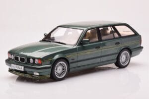 BMW Alpina B10 E34 Touring Verde Oscuro MCG 1:18 MCG18331