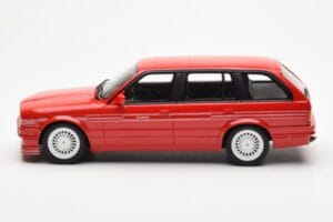 BMW Alpina B3 2.7 E30 Touring Rojo Otto 1:18 OT366 Resina - imagen 3 de 6