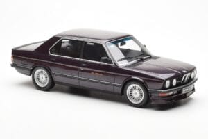 BMW Alpina B7 E24 Turbo Wine Rojo Metallic Otto 1:18 OT152 Resina - imagen 4 de 6