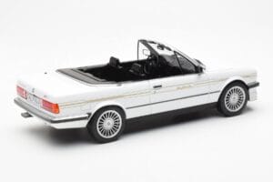 BMW Alpina C2 2.7 E30 Descapotable Blanco MCG 1:18 MCG18383 Metal - imagen 2 de 6