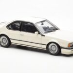 BMW M635 CSi E24 Blanco Dealer Edition AUTOart 1:18 - image 6 of 8