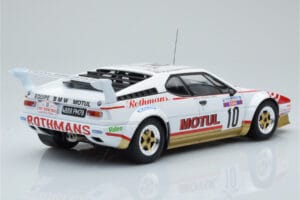 BMW M1 Motul #10 B. Darniche / A. Mahe Rally Tour de Corse 1982 IXO 1:18 18RMC114 Metal - imagen 2 de 6