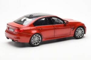 BMW M3 Competition F80 Sakhir Naranja Norev 1:18 80432411553 Metal - imagen 3 de 8