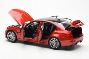 BMW M3 Competition F80 Sakhir Naranja Norev 1:18 80432411553 Metal - imagen 5 de 8