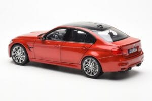 BMW M3 Competition F80 Sakhir Naranja Norev 1:18 80432411553 Metal - imagen 7 de 8