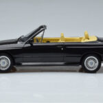 BMW M3 E30 Descapotable Negro Otto 1:18 - image 3 of 6